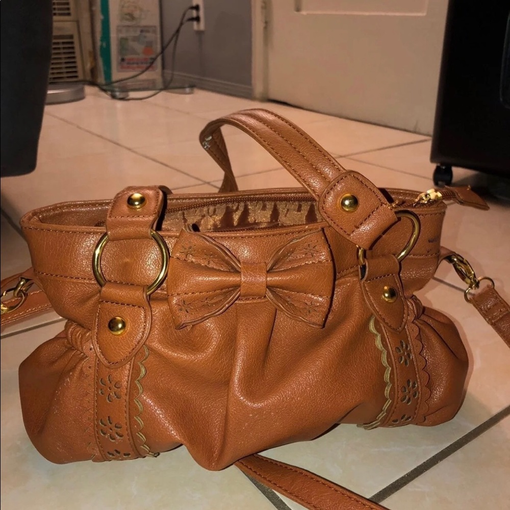 Brown Handbag With Bow